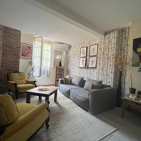 Grande Chambre Cosy Centre Historique Homestay Perpignan